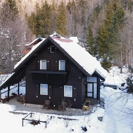 Holiday home Lana With Hot Tub Gozd Martuljek