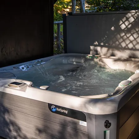 Holiday home Lana With Hot Tub